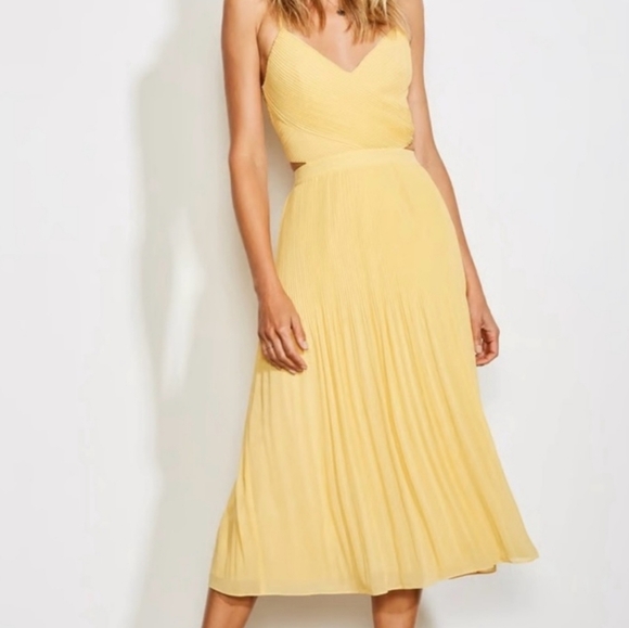 Ali & Jay For The Gram Pleated Midi Dress in Yellow Sz M - Picture 6 of 16